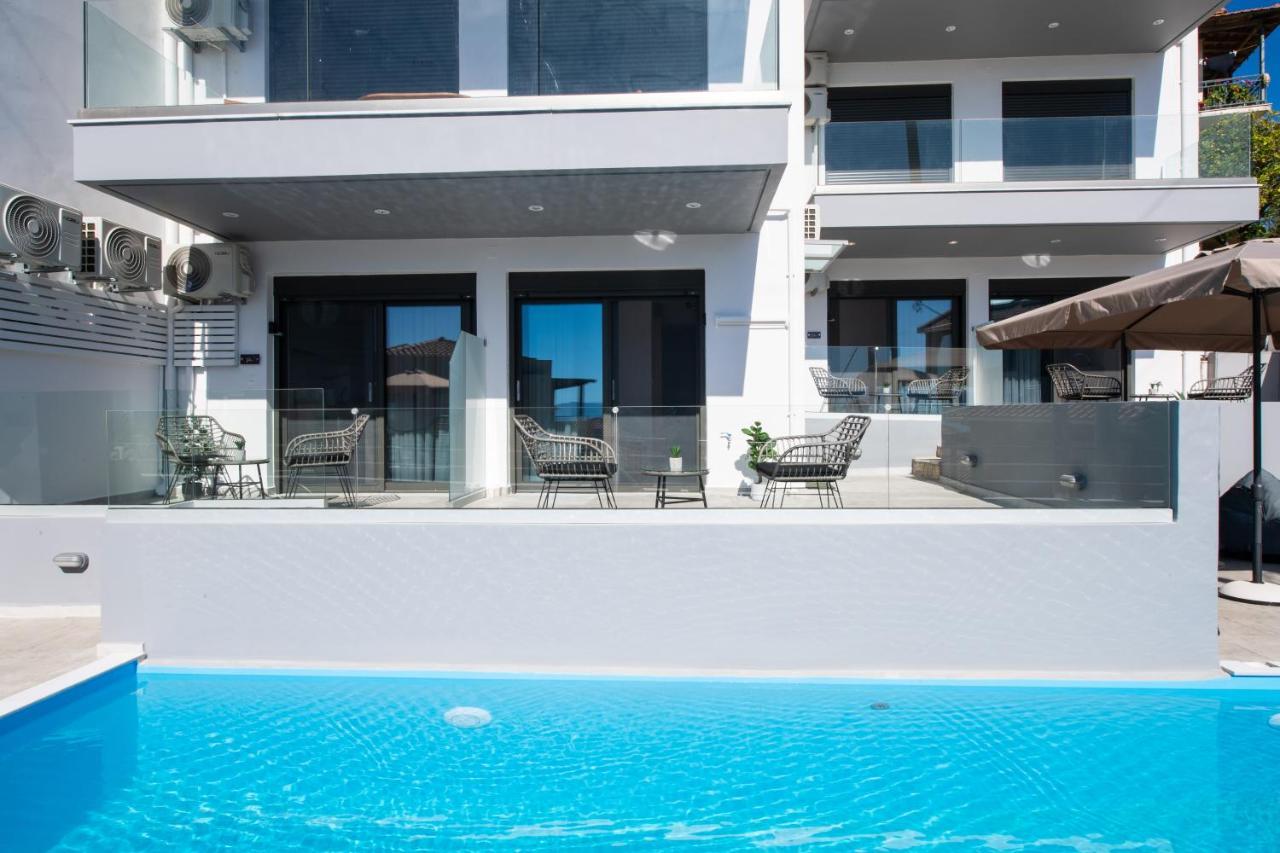 Clelia'S And Dione'S Design Studios Swimming Pool Nikiana Esterno foto